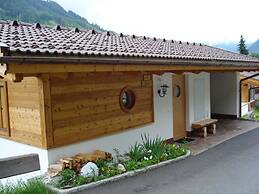 Luxurious Chalet With Sauna in Konigsleiten