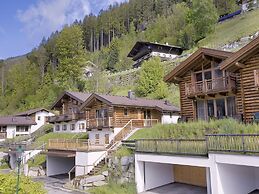 Luxurious Chalet With Sauna in Konigsleiten