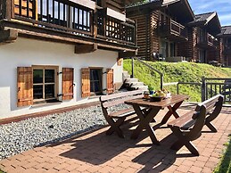 Luxurious Chalet With Sauna in Konigsleiten