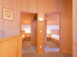 Chalet in Annaberg-lungotz With a Community Pool