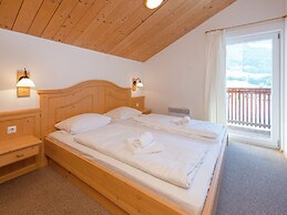 Chalet in Annaberg-lungotz With a Community Pool