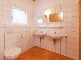 Chalet in Annaberg-lungotz With a Community Pool