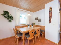 Chalet in Annaberg-lungotz With a Community Pool