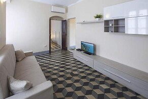 Apartment in Lerici With Garden