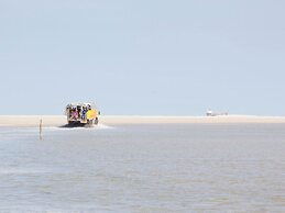 Nice Bungalow With Dishwasher in a Holiday Park 1.2 km. From the sea o