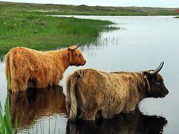 Nice Bungalow With Dishwasher in a Holiday Park 1.2 km. From the sea o