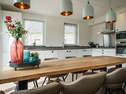 Nice Bungalow With Dishwasher in a Holiday Park 1.2 km. From the sea o