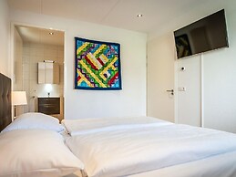 Nice Bungalow With Dishwasher in a Holiday Park 1.2 km. From the sea o