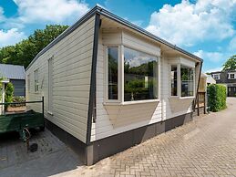 Charming Holiday Home in Kaatsheuvel Near Efteling