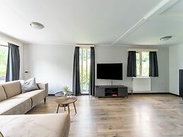 Charming Holiday Home in Kaatsheuvel Near Efteling