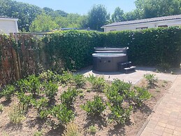 Charming Holiday Home in Kaatsheuvel Near Efteling