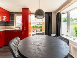 Charming Holiday Home in Kaatsheuvel Near Efteling