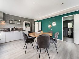 Charming Holiday Home in Kaatsheuvel Near Efteling