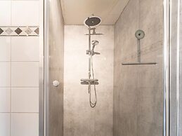 Charming Holiday Home in Kaatsheuvel Near Efteling