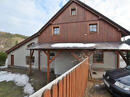 Modern Holiday Home in Cerny Dul With Private Garden