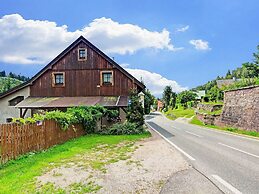 Modern Holiday Home in Cerny Dul With Private Garden