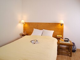 Apartment in les Sybelles With 310 km Slopes