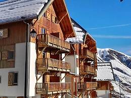 Apartment in les Sybelles With 310 km Slopes