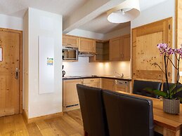 Apartment in Savoyard Mountain Village