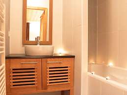 Apartment in Savoyard Mountain Village
