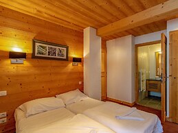 Apartment in Savoyard Mountain Village