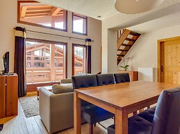 Apartment in Savoyard Mountain Village