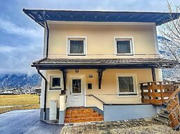 Pleasant Holiday Home in Langenfeld With Balcony