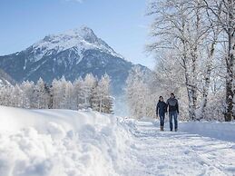 Pleasant Holiday Home in Langenfeld With Balcony