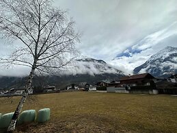 Pleasant Holiday Home in Langenfeld With Balcony