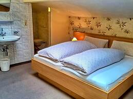 Pleasant Holiday Home in Langenfeld With Balcony