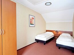 House With a View on Harbor, in a Water Area