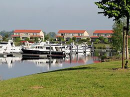 House With a View on Harbor, in a Water Area