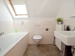 House With a View on Harbor, in a Water Area