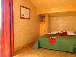 Chalet With Fireplace in Alpe D'huez