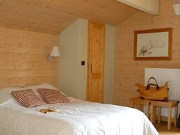 Chalet With Fireplace in Alpe D'huez