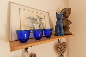 Romantic Cottage With Shared Swimming Pool