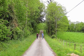 Romantic Cottage With Shared Swimming Pool