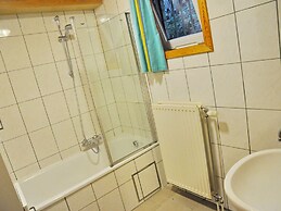 Comfortable, Renovated House With a Microwave, Near Vielsalm