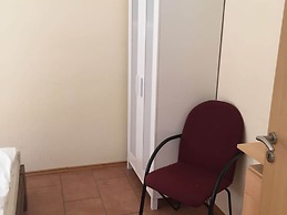 Detached Bungalow With Dishwasher, in a Green Area