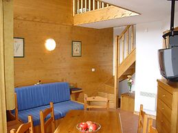 Chalet on Sunny Slopes of Plagne