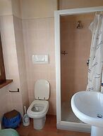 Nice Apartment With Pool and Beautiful Garden