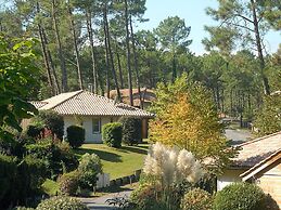 Villa With Large Garden Near Etang de Laprade