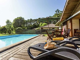 Villa With Large Garden Near Etang de Laprade