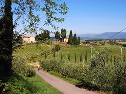 Holiday Home With Pool in Stabbia