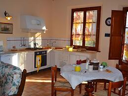 Holiday Home With Pool in Stabbia