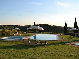Holiday Home With Pool in Stabbia