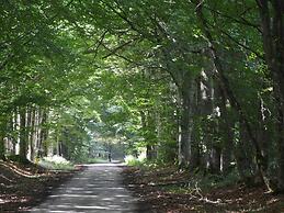 Delightful Castle in Bastogne With Bubble Bath