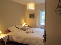 Delightful Castle in Bastogne With Bubble Bath