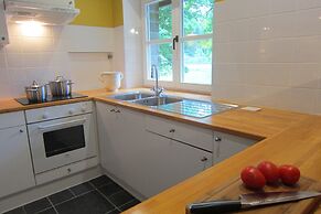 Delightful Castle in Bastogne With Bubble Bath