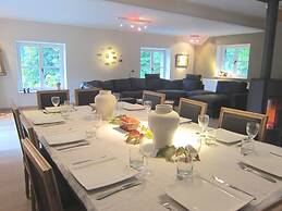 Delightful Castle in Bastogne With Bubble Bath